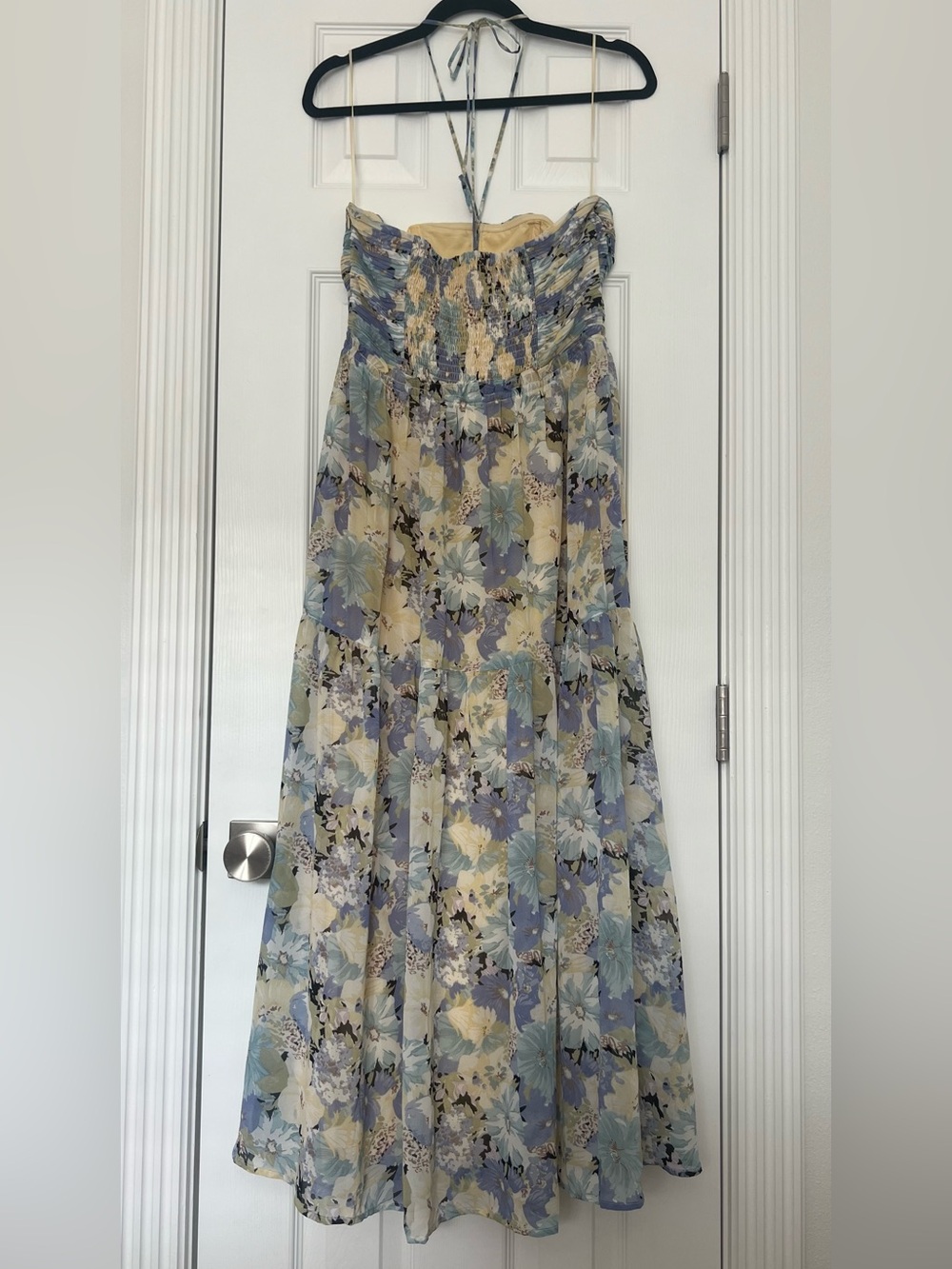 ASTR the label Rozina Maxi Dress in Blue/Green Floral, Size Medium - Picture 6 of 9